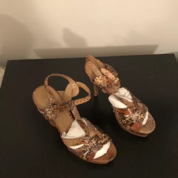 🎉🎉 Host Pick 🎉🎉 Italian leather high heels- New! Nursace - Picture 3 of 4
